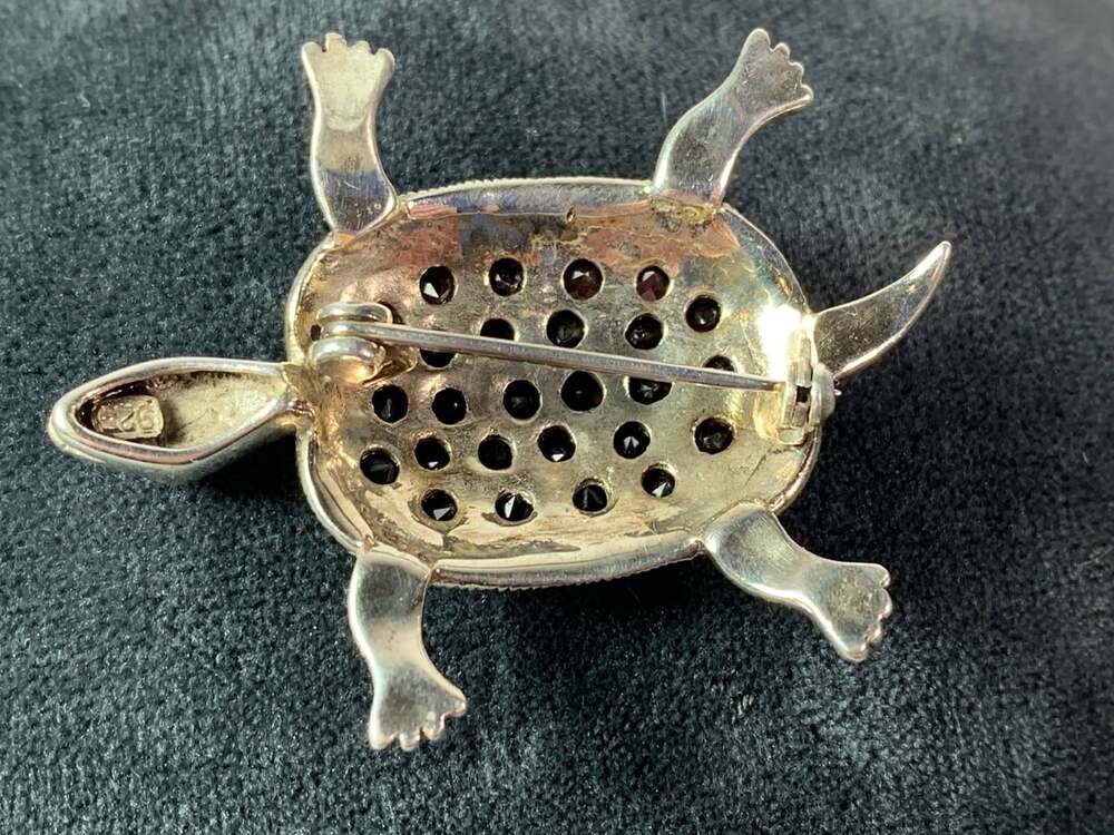 Garnet Turtle Brooch 925 Silver - Picture 5 of 5